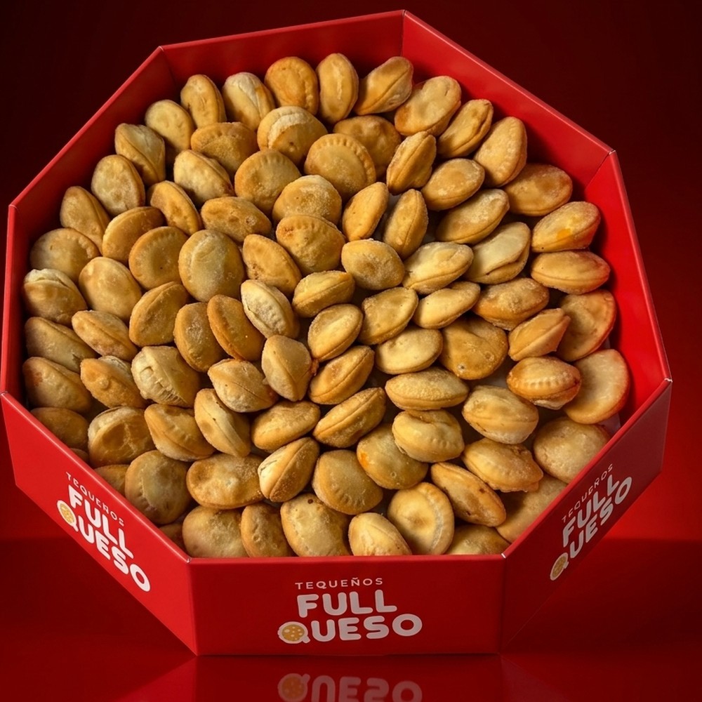 Pastelitos venezolanos Full Queso en Party Box